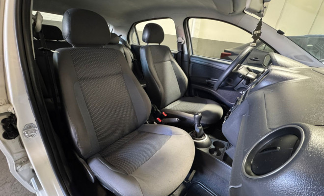 VW - VolksWagen Gol Trendline 1.6 T.Flex 8V 5p 2016 Flex-2