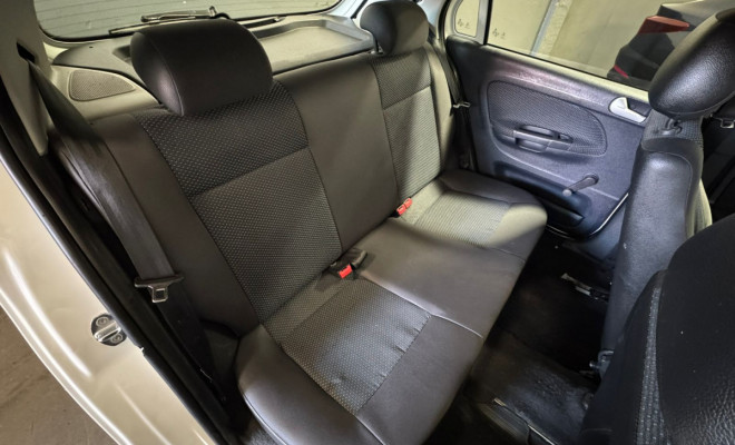 VW - VolksWagen Gol Trendline 1.6 T.Flex 8V 5p 2016 Flex-4