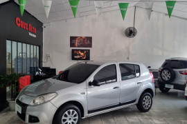 Renault SANDERO Expression Hi-Flex 1.0 16V 5p 2013 Flex