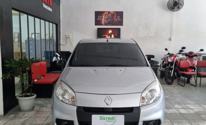 Renault SANDERO Expression Hi-Flex 1.0 16V 5p 2013 Flex-1