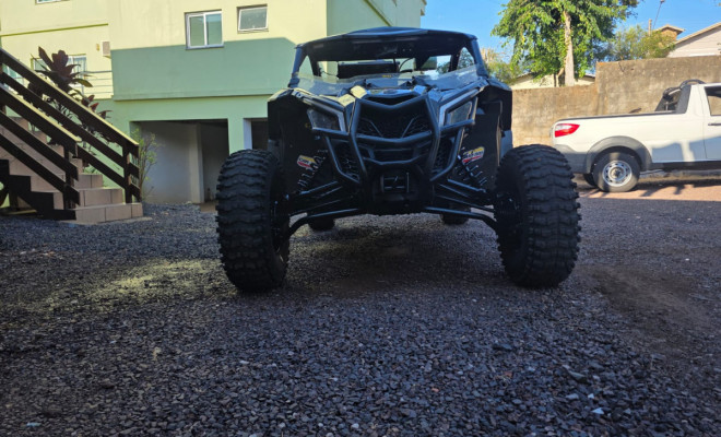 QUADRICICLO CAN AM MAVERICK X3 TURBO 2019 Gasolina-0