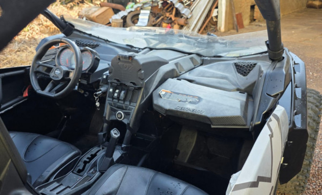 QUADRICICLO CAN AM MAVERICK X3 TURBO 2019 Gasolina-5