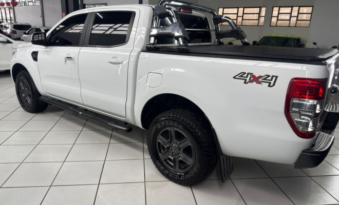 Ford Ranger XLS 2.2 4x4 CD Diesel Mec. 2019 Diesel-15