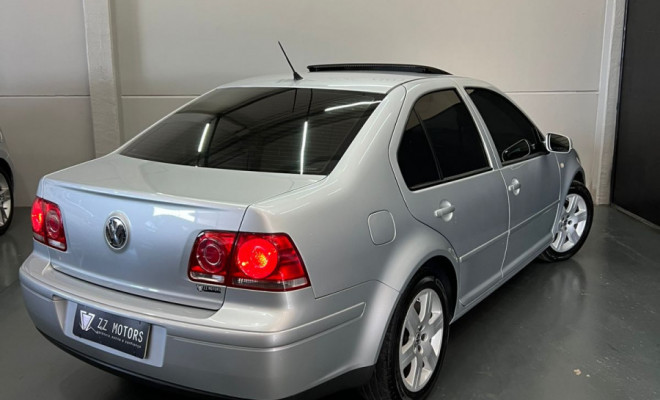 VolksWagen Bora 2.0 8v Gasolina  Manual 2009-6