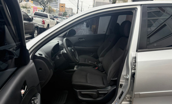 Hyundai i30 2.0 16V 145cv 5p Aut. 2012 Flex-6