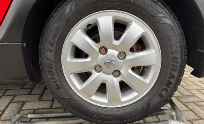 Peugeot 206 SW ESCAPADE 1.6 16V Flex 5p 2008 Flex-8