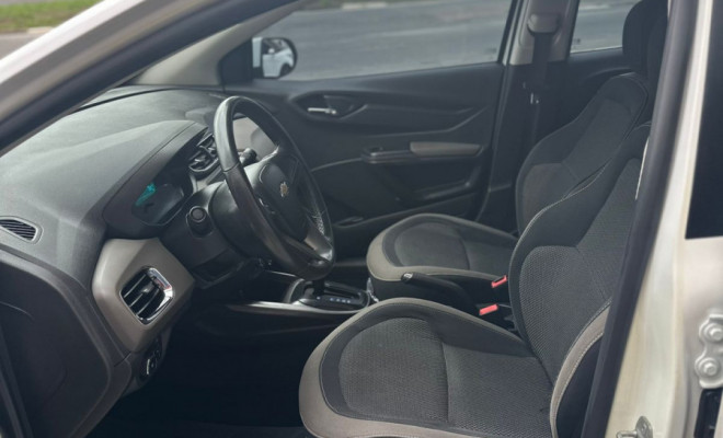 GM - Chevrolet PRISMA Sed. LTZ 1.4 8V FlexPower 4p Aut. 2014 Flex-9