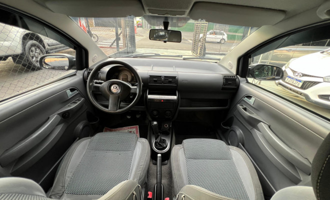 VW - VolksWagen Fox Route 1.6 Mi Total Flex 8V 5p 2008 Flex-4