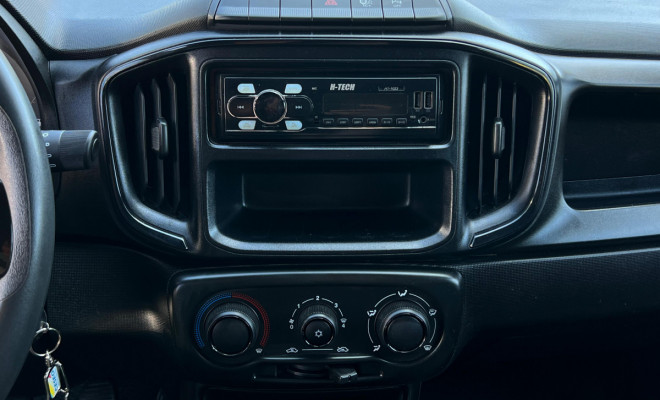 Fiat Strada Freedom 1.3 Flex 8V  CS Plus 2023 Flex-4