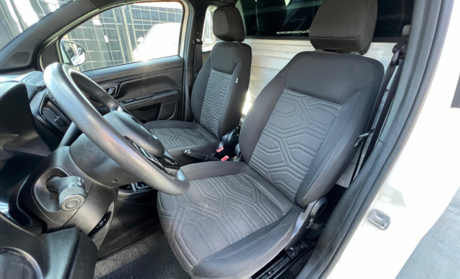 Fiat Strada Freedom 1.3 Flex 8V  CS Plus 2023 Flex-5