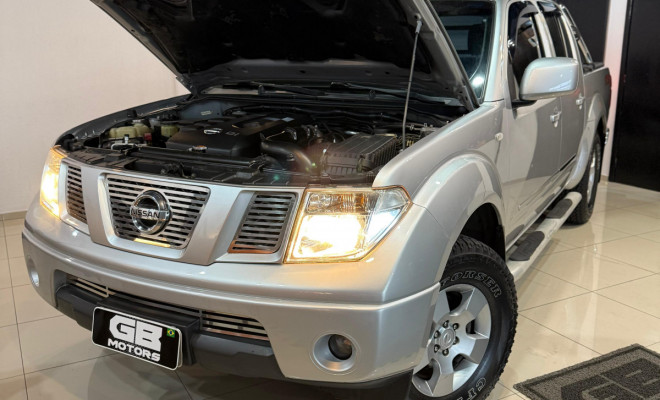 Nissan Frontier SE/SE Strik CD 4x4 2.5 TB Dies. 2011 Diesel-6