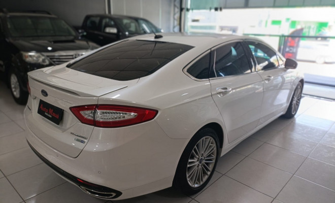 Ford Fusion Titanium 2.0 GTDI Eco. Awd Aut. 2016 Gasolina-2