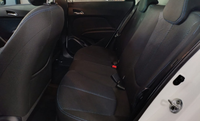 Hyundai HB20X Style 1.6 Flex 16V Aut. 2015 Flex-11
