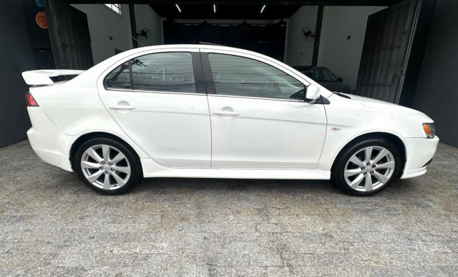 Mitsubishi Lancer 2.0 16V 160cv Aut. 2013 Gasolina-15
