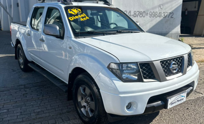 Nissan Frontier SE ATTACK CD 4x4 2.5 TB Diesel 2013 Diesel-0