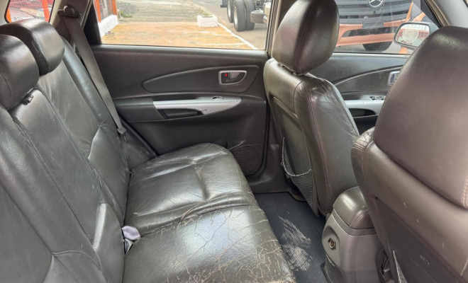 Hyundai Tucson 2.0 16V Aut. 2006 Gasolina-9