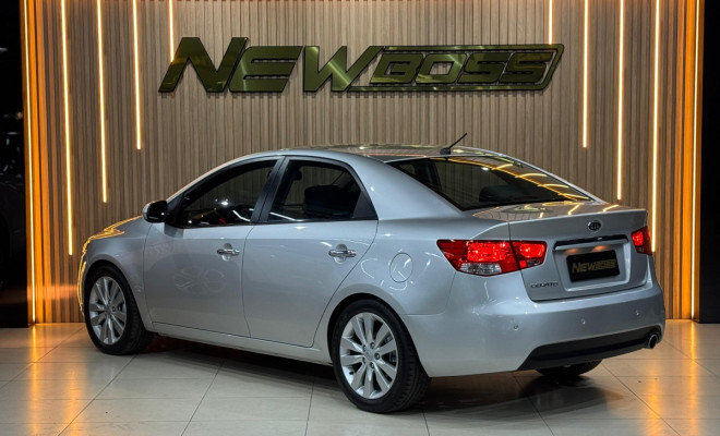 Kia Motors Cerato 1.6 16V Aut. 2012 Flex-2