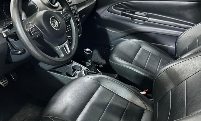 VW - VolksWagen Saveiro 1.6 Mi/ 1.6 Mi Total Flex 8V 2014 Flex-1
