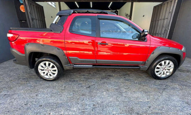 Fiat Strada Adventure1.8/ 1.8 LOCKER Flex CD 2014 Flex-2