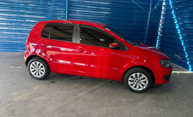 VW - VolksWagen Fox 1.0 Mi Total Flex 8V 5p 2013 Flex-4