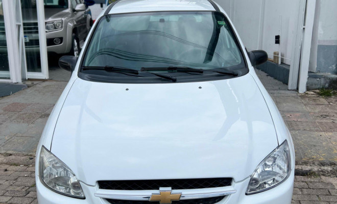 GM - Chevrolet Classic Life/LS 1.0 VHC FlexP. 4p 2013 Flex-1