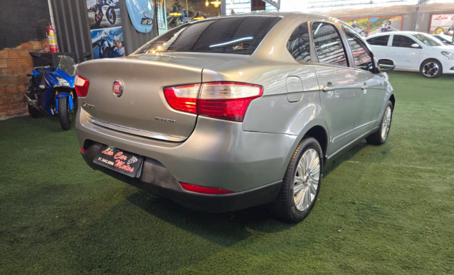 Fiat Grand Siena ATTRAC. 1.4 EVO F.Flex 8V 2013 Flex-4