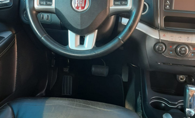 Fiat FREEMONT EMOT./PRECISION 2.4 16V 5p Aut. 2012 Gasolina-11