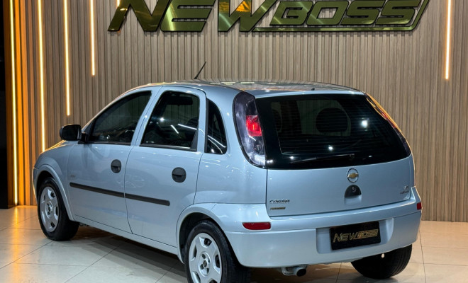 GM - Chevrolet Corsa Hat. Joy 1.0/ 1.0 FlexPower 8V 5p 2009 Flex-4