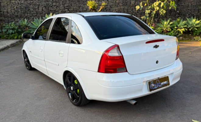GM - Chevrolet Corsa Sed. Maxx 1.0/ 1.0 FlexPower 8V 4p 2005 Gasolina-9