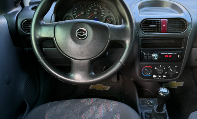 GM - Chevrolet Corsa Sed. Maxx 1.0/ 1.0 FlexPower 8V 4p 2005 Gasolina-5