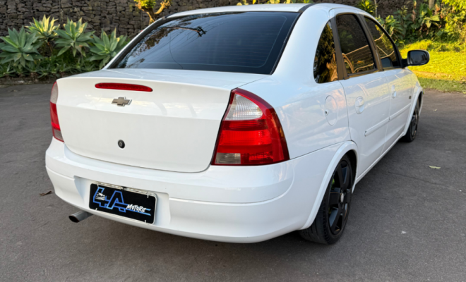 GM - Chevrolet Corsa Sed. Maxx 1.0/ 1.0 FlexPower 8V 4p 2005 Gasolina-11