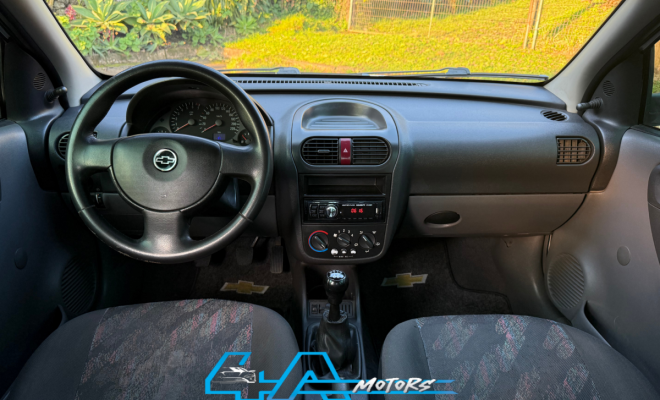 GM - Chevrolet Corsa Sed. Maxx 1.0/ 1.0 FlexPower 8V 4p 2005 Gasolina-4