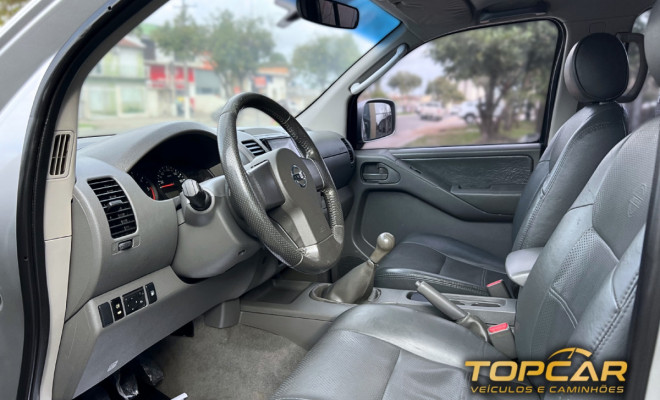 Nissan Frontier XE  CD 4x4 2.5 TB Diesel 2010 Diesel-5