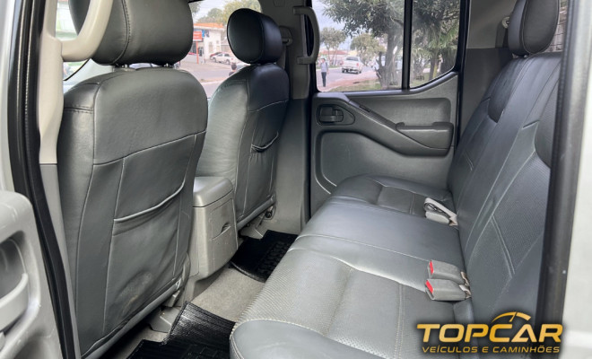 Nissan Frontier XE  CD 4x4 2.5 TB Diesel 2010 Diesel-6