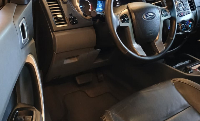 Ford Ranger XLT 3.2 20V 4x4 CD Diesel Aut. 2013 Diesel-6