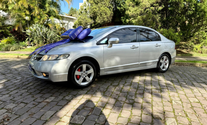 Honda Civic Sedan LXS 1.8/1.8 Flex 16V Mec. 4p 2008 Flex-6