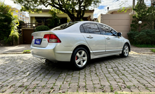 Honda Civic Sedan LXS 1.8/1.8 Flex 16V Mec. 4p 2008 Flex-17