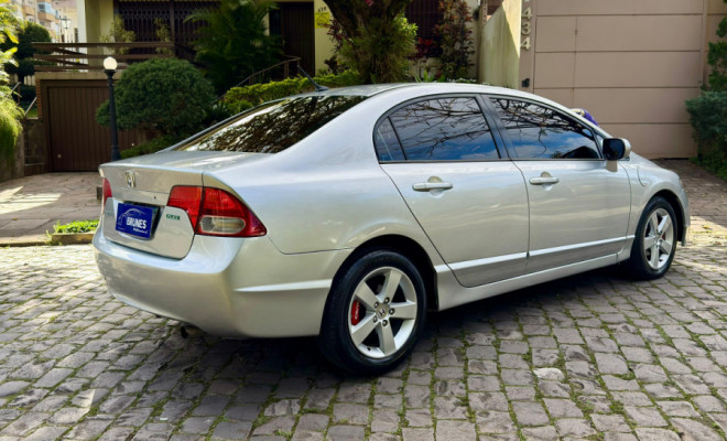 Honda Civic Sedan LXS 1.8/1.8 Flex 16V Mec. 4p 2008 Flex-16