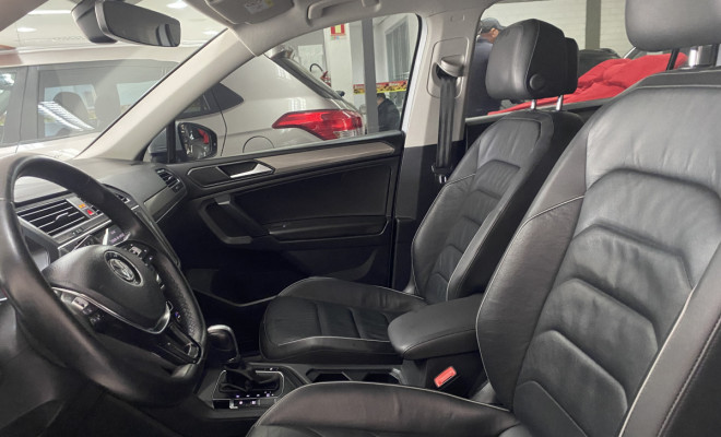 VW - TIGUAN Allspac Comf 250 TSI 1.4 2018 7 lugares-8