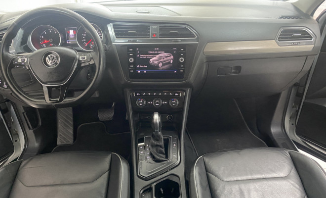 VW - TIGUAN Allspac Comf 250 TSI 1.4 2018 7 lugares-6