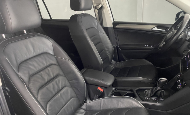 VW - TIGUAN Allspac Comf 250 TSI 1.4 2018 7 lugares-9