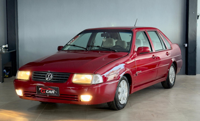 VW - VolksWagen Santana 2.0 Mi 2p e 4p 2002 Gasolina
