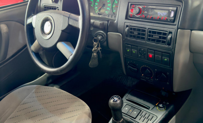 VW - VolksWagen Santana 2.0 Mi 2p e 4p 2002 Gasolina-10