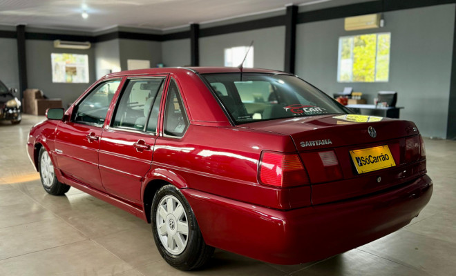 VW - VolksWagen Santana 2.0 Mi 2p e 4p 2002 Gasolina-0