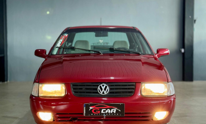 VW - VolksWagen Santana 2.0 Mi 2p e 4p 2002 Gasolina-2
