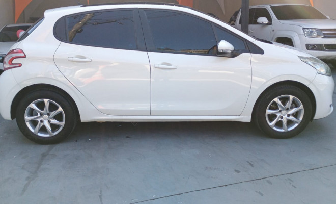 Peugeot 208 Allure 1.5 Flex 8V 5p 2014 Flex-5