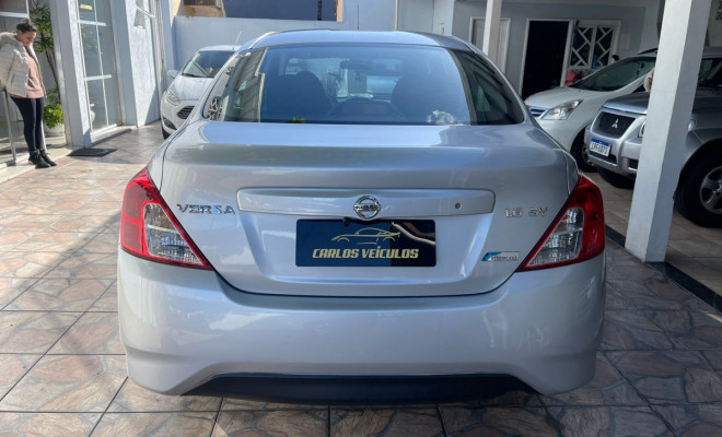 Nissan VERSA SV 1.6 16V FlexStart 4p Aut. 2018 Flex-5