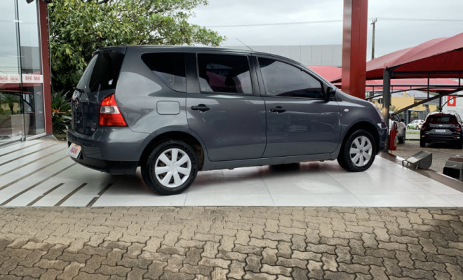 Nissan LIVINA 1.8 16V Flex Fuel Aut. 2010 Flex-2