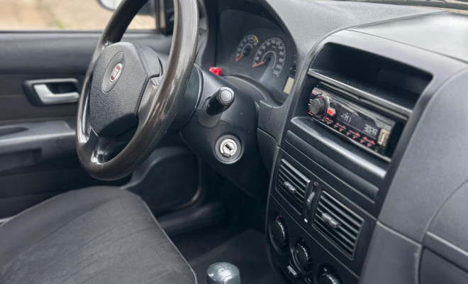 Fiat Strada Working 1.4 mpi Fire Flex 8V CE 2011 Flex-8