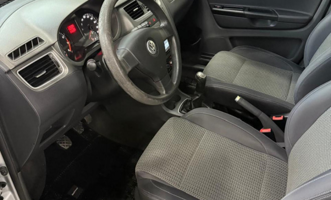 VW - VolksWagen Fox 1.0 Mi-4